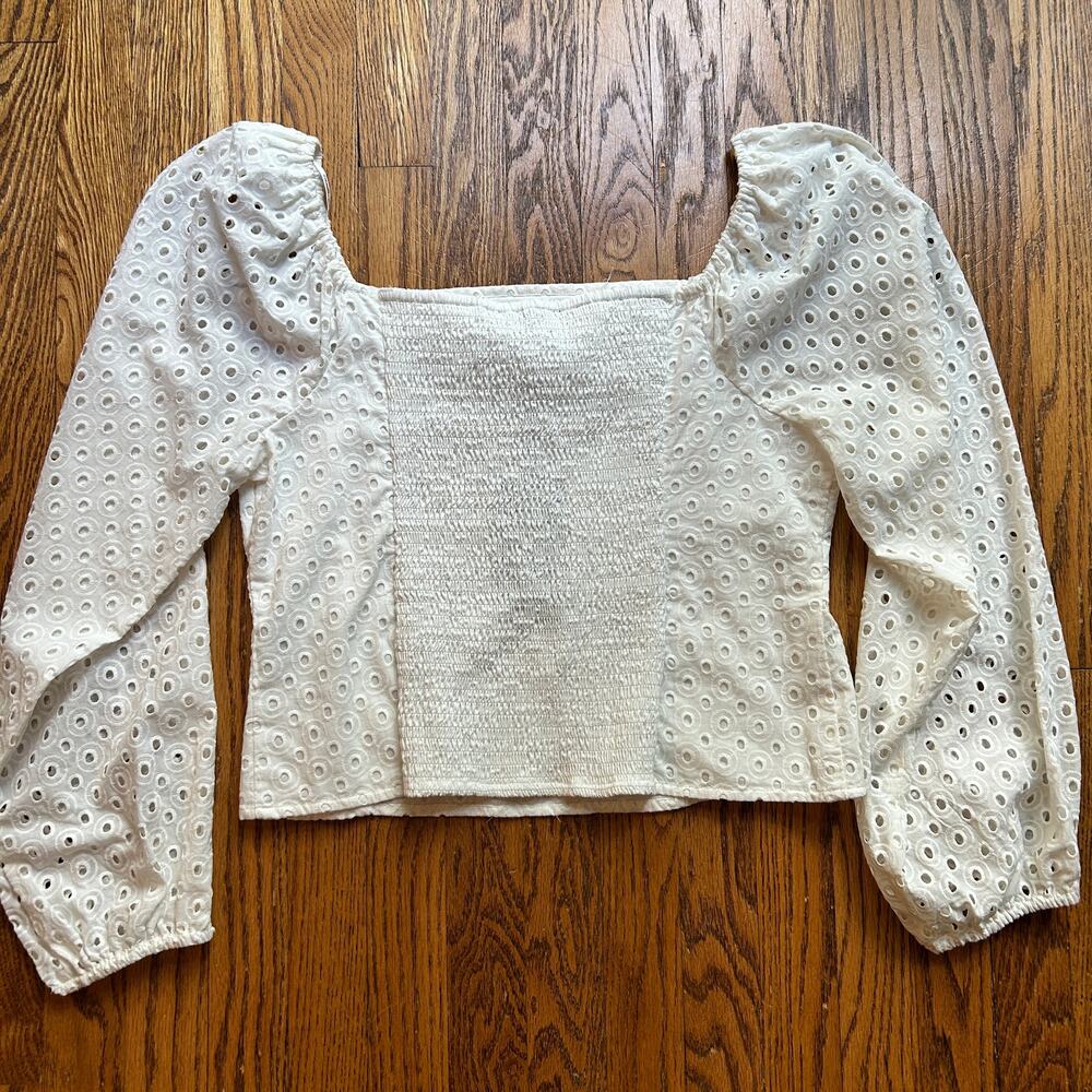 Karl Lagerfeld Paris Blouse Long sleeve Eyelet Smocked White Large - Picture 6 of 9